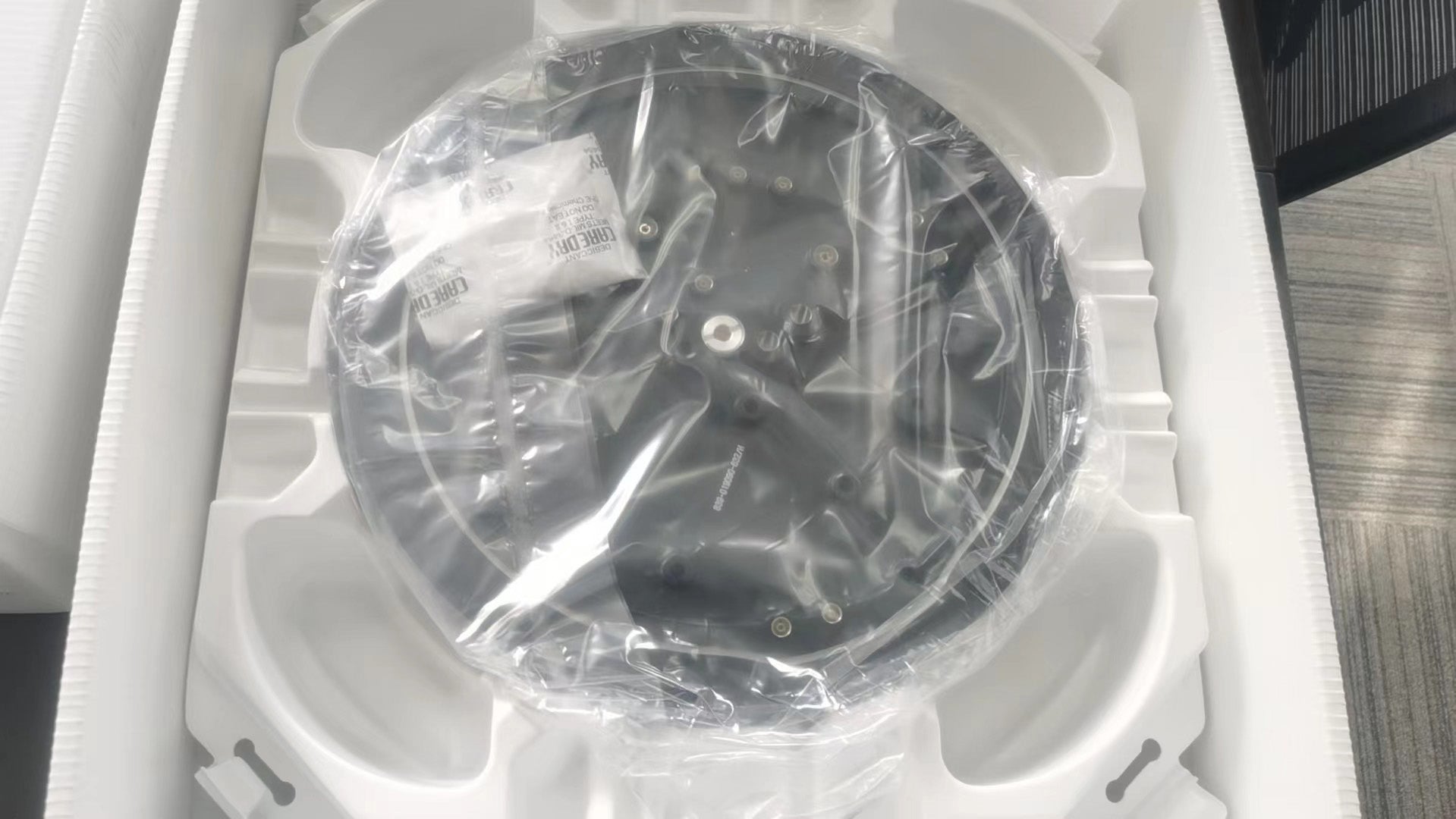 Lam 839-019090-632 ESC Chuck – Bridge Tronic Global