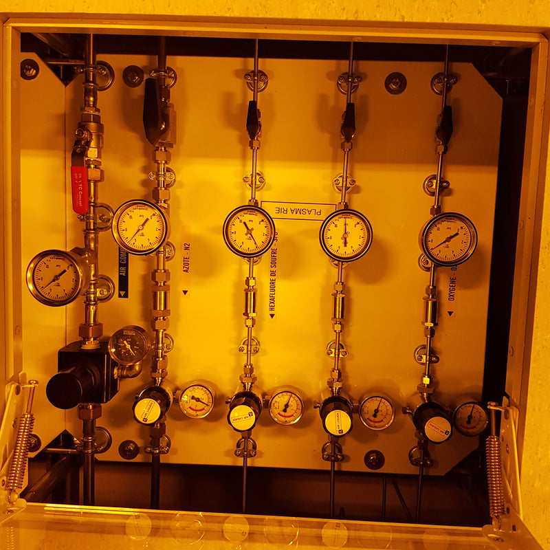 Isytech Plasma Applications RIE (Reactive Ion Etcher)
