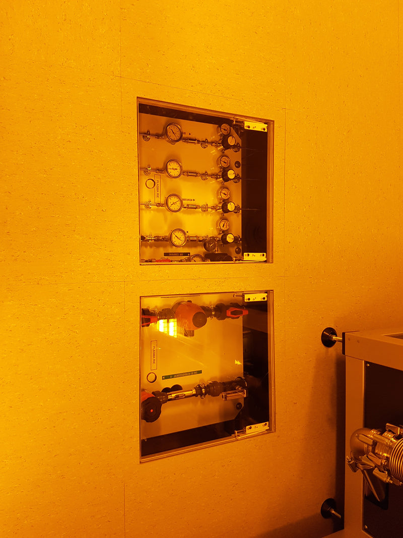 Isytech Plasma Applications RIE (Reactive Ion Etcher)