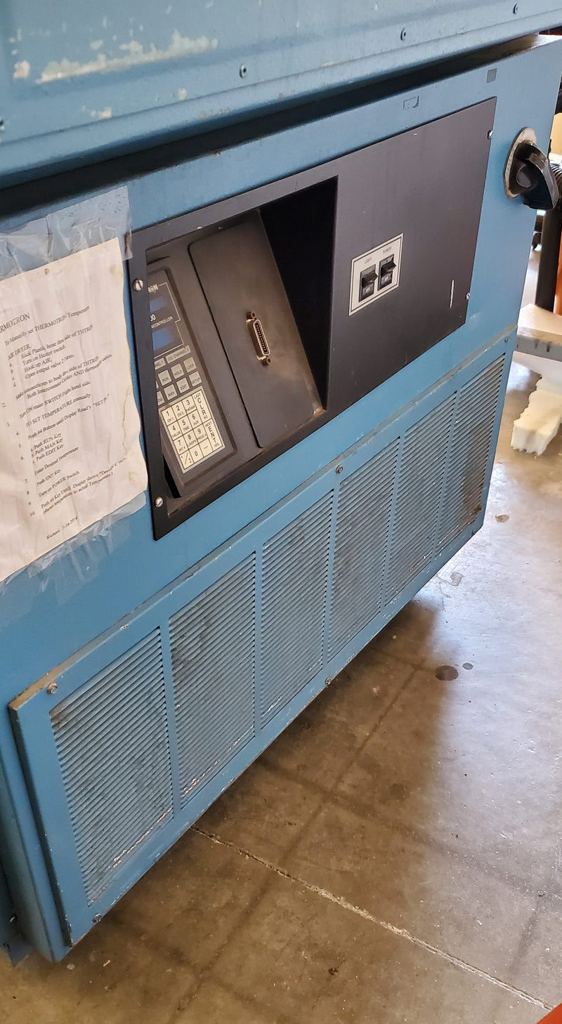 Thermotron Chamber
