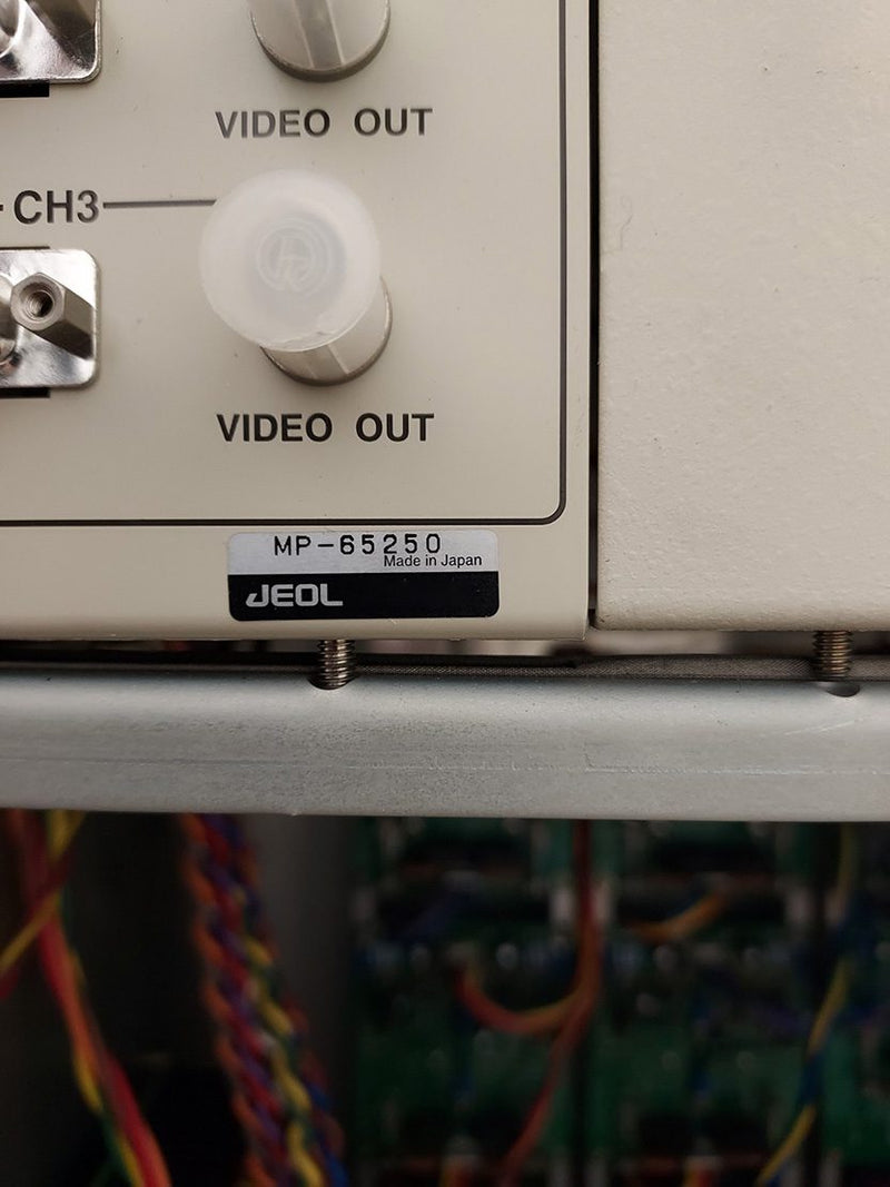 Jeol JSM 5600 Microscope