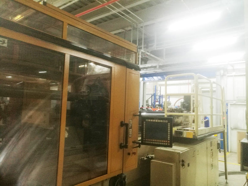 Husky HyPet 90 Injection Molding Machine