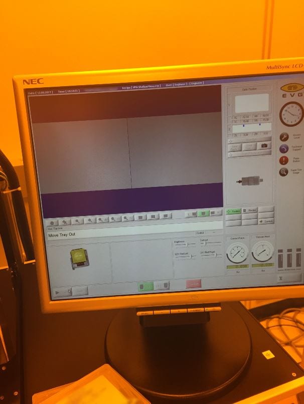 EVG 6200 Mask Aligner