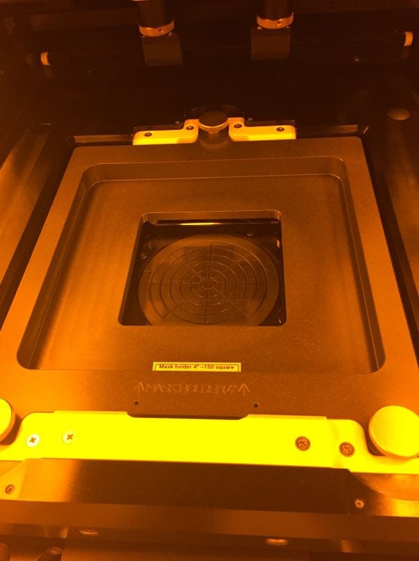 EVG 6200 Mask Aligner