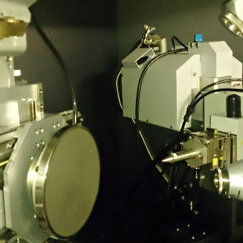 Bruker D 8 Discover Diffractometer