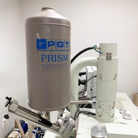 Jeol JSM 5900 LV SEM (Scanning Electron Microscope)