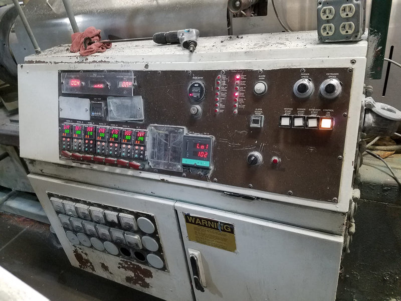 Milacron CM 92 HP Extruder