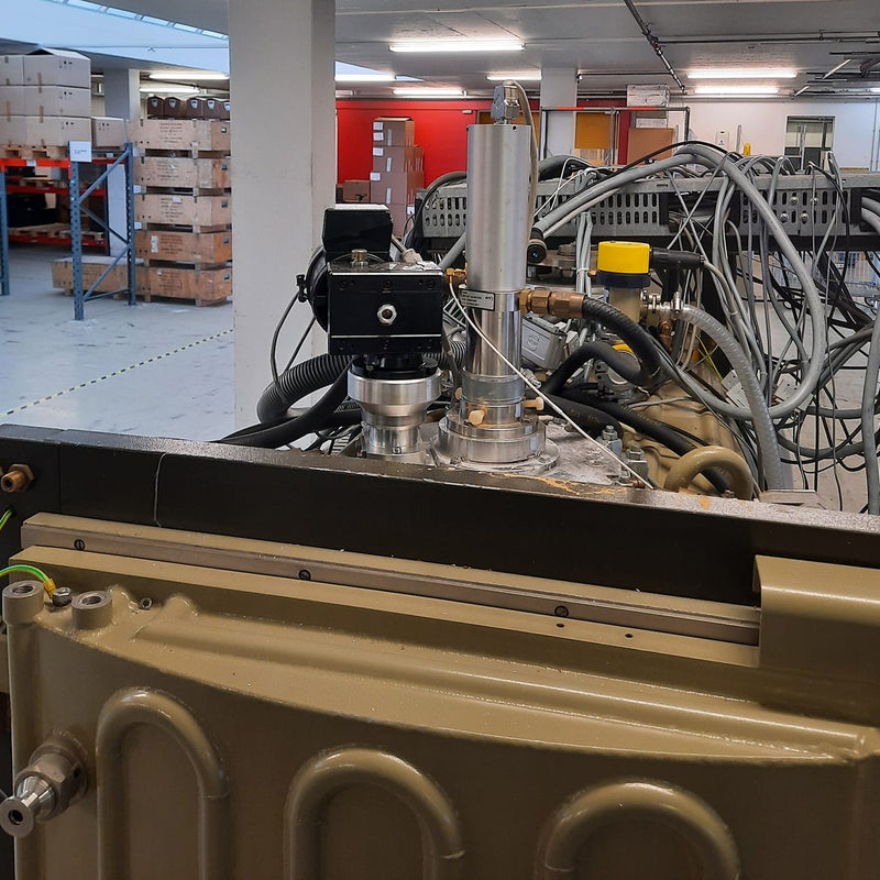 Oerlikon Balzers 600 High Vacuum Process System