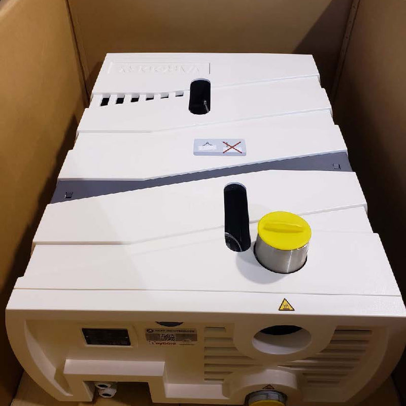 Leybold Varodry VD 65 Vacuum Pump