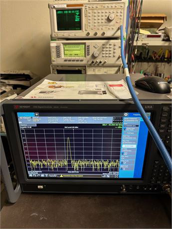 Keysight N 9040 B Signal Analyzer