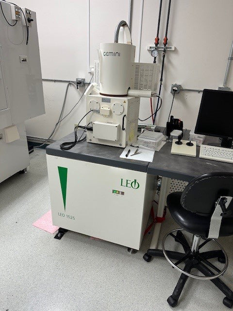 Zeiss Leo 1525 SEM (Scanning Electron Microscope)