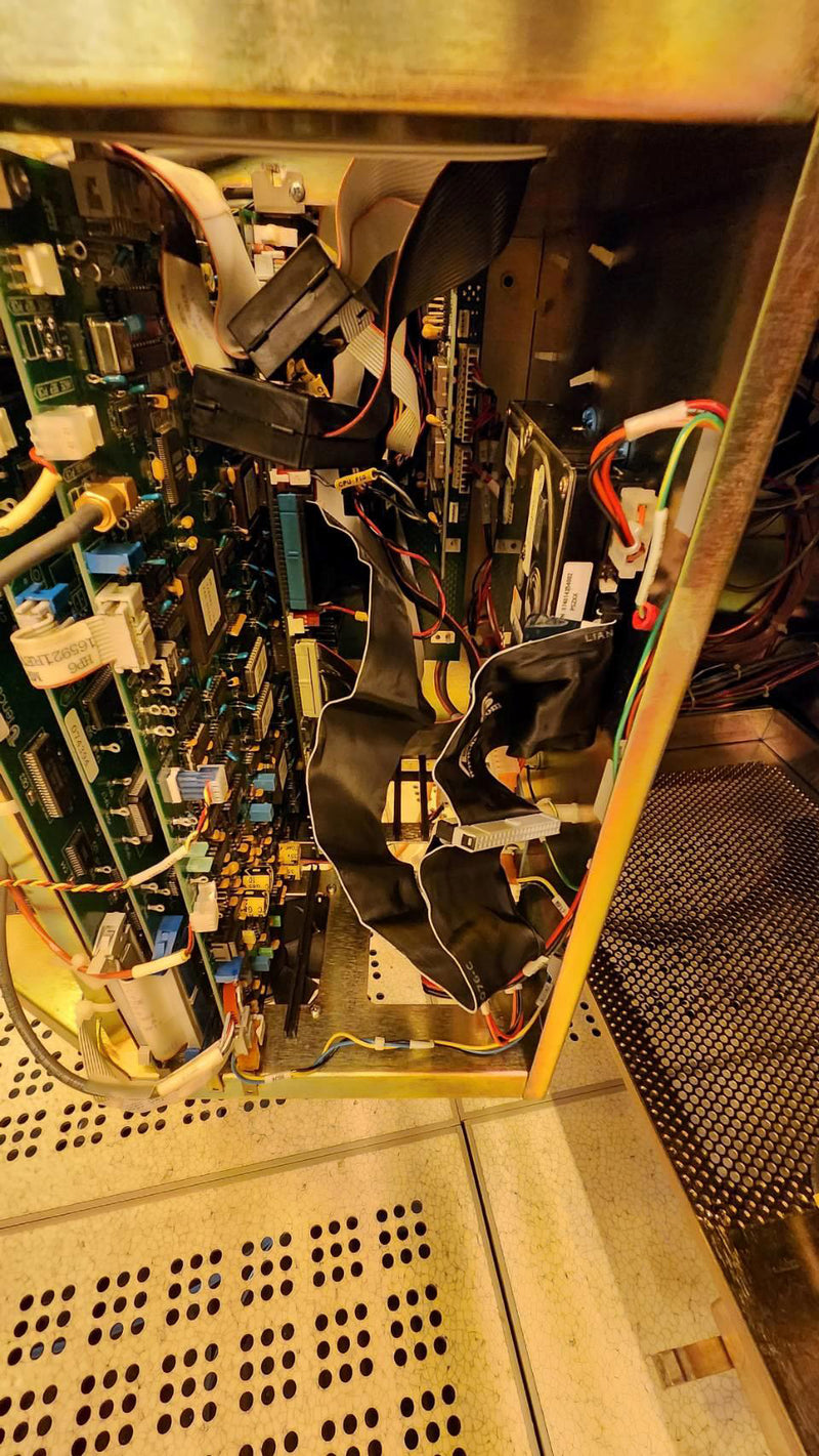 KLA Surfscan 6420 Particle Defect System