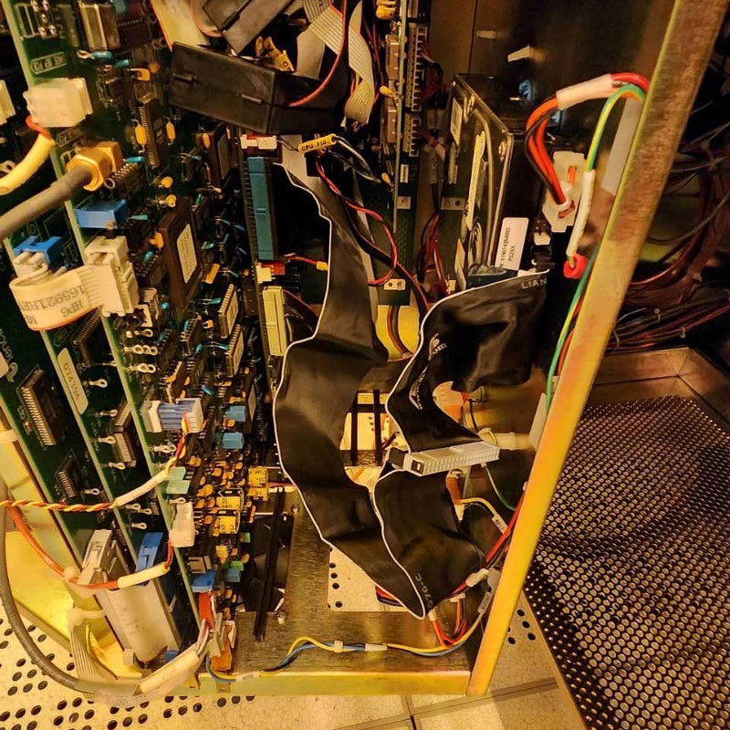 KLA Surfscan 6420 Particle Defect System