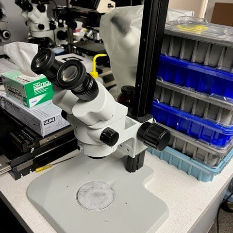 Microscope