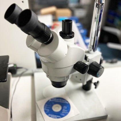 Microscope