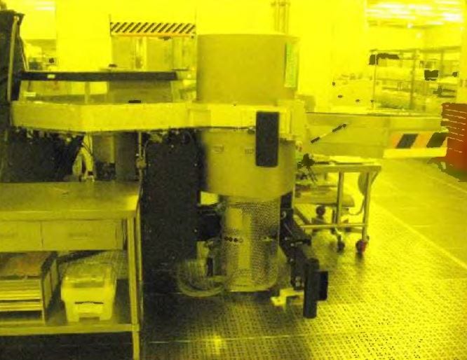 Applied Materials AKT 1600 PECVD (Plasma-Enhanced Chemical Vapor Deposition)