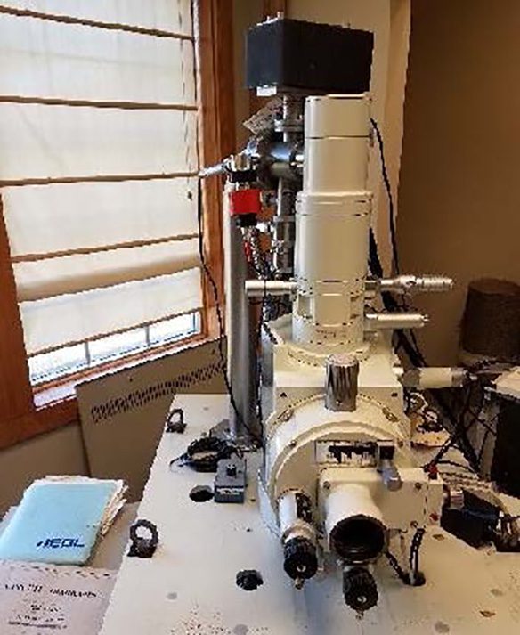 Jeol JSM 6400 SEM (Scanning Electron Microscope)