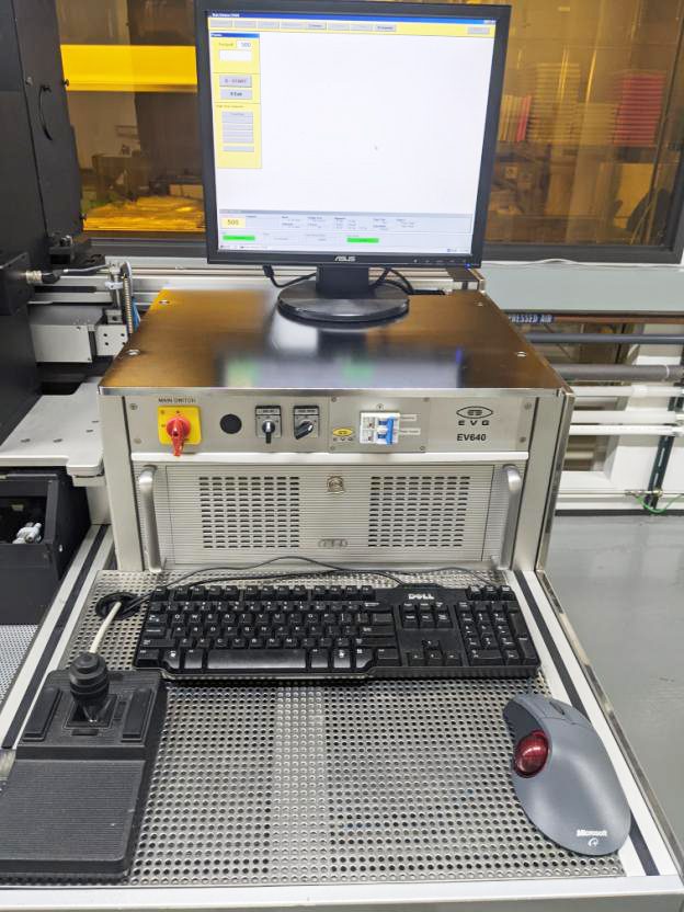 EVG EV 640 R Topside / Backside Mask Aligner