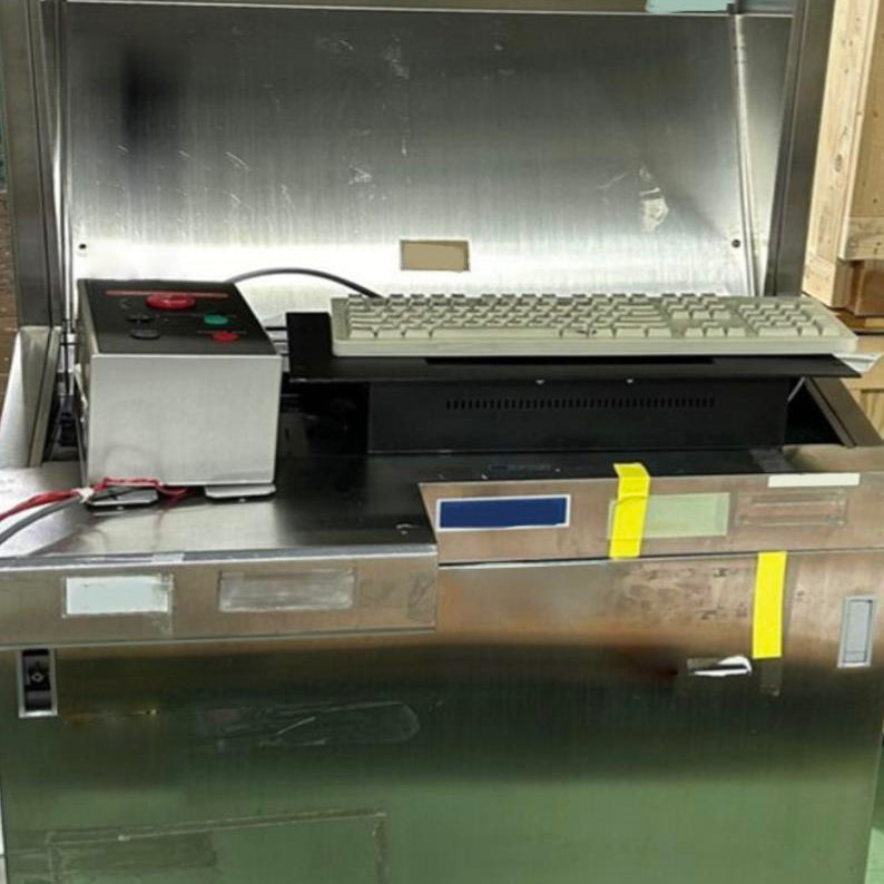 KLA Surfscan 6220 Particle Defect System