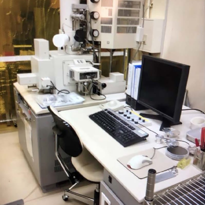 Hitachi 4800 II SEM (Scanning Electron Microscope)