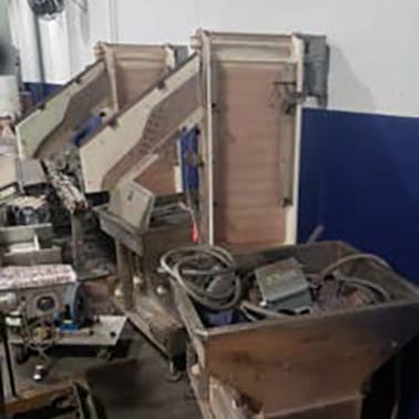 New England Machinery H ECS 10 Vertical Elevator Conveyor