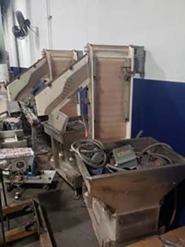 New England Machinery H ECS 10 Vertical Elevator Conveyor