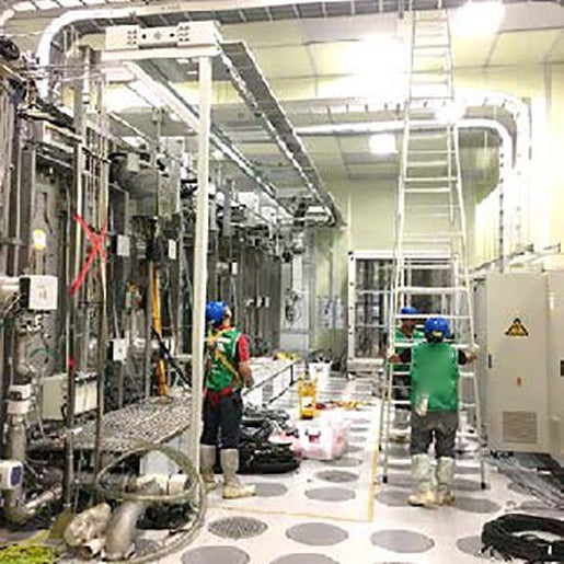 Applied Materials NAR 1800 Vertical In-Line Sputtering Machine