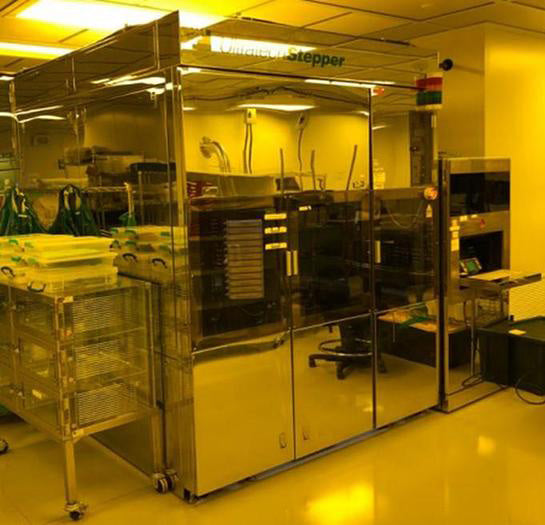 Ultratech Saturn 3 Wafer Stepper
