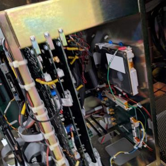 KLA Surfscan 6420 Particle Defect System