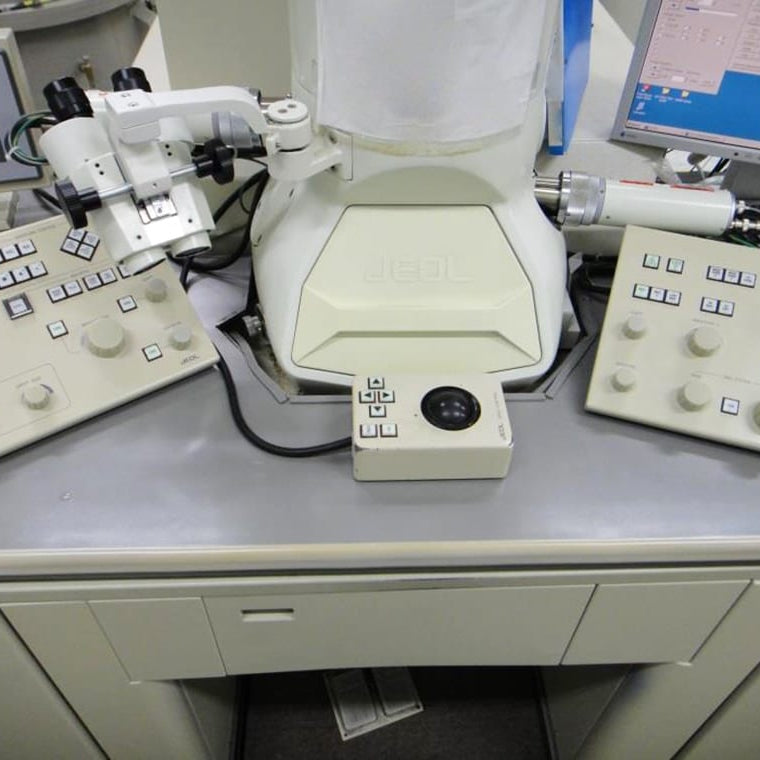 Jeol JEM 2100 A TEM (Transmission Electron Microscope)