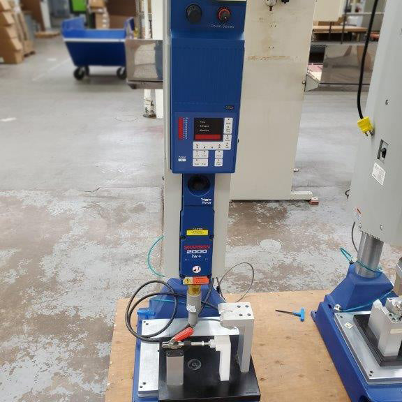 Branson 2000 iW+ Ultrasonic Welder