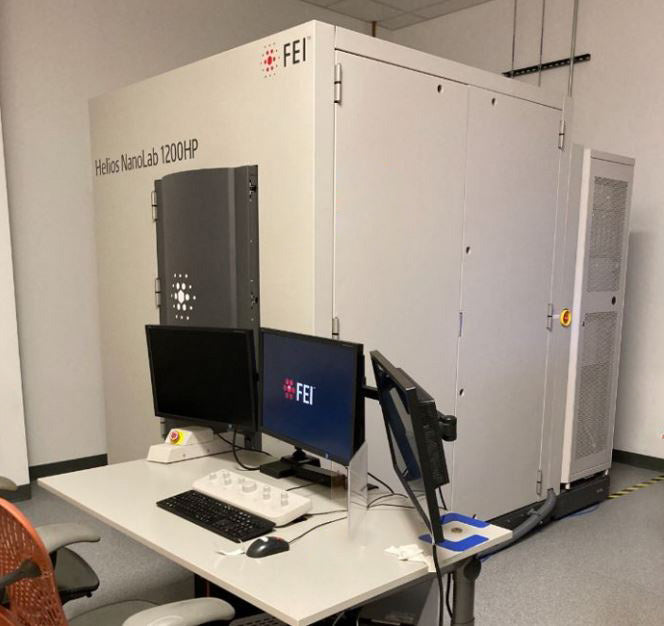 Thermo Fisher Scientific / FEI Helios NanoLab 1200 HP FIB-SEM (Focused Ion Beam - Scanning Electron Microscope)