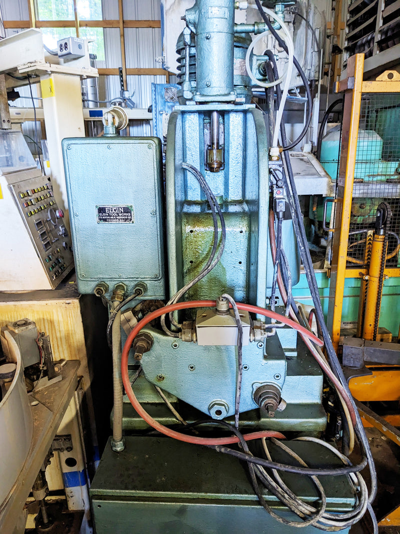 Elgin 12 E 6 Grinder