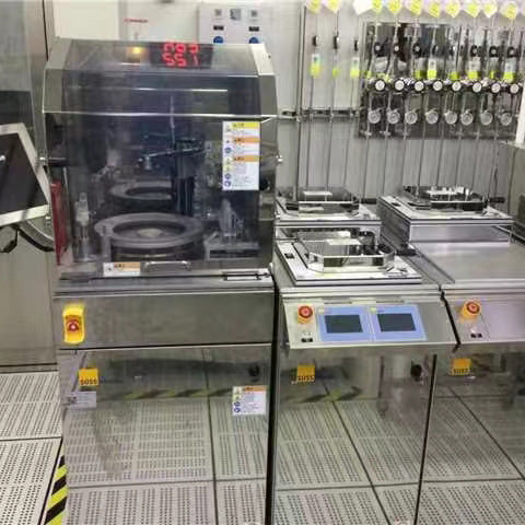 SUSS MCS 8 Spin Coater