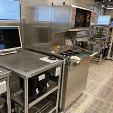 KLA Surfscan 6220 Particle Defect System