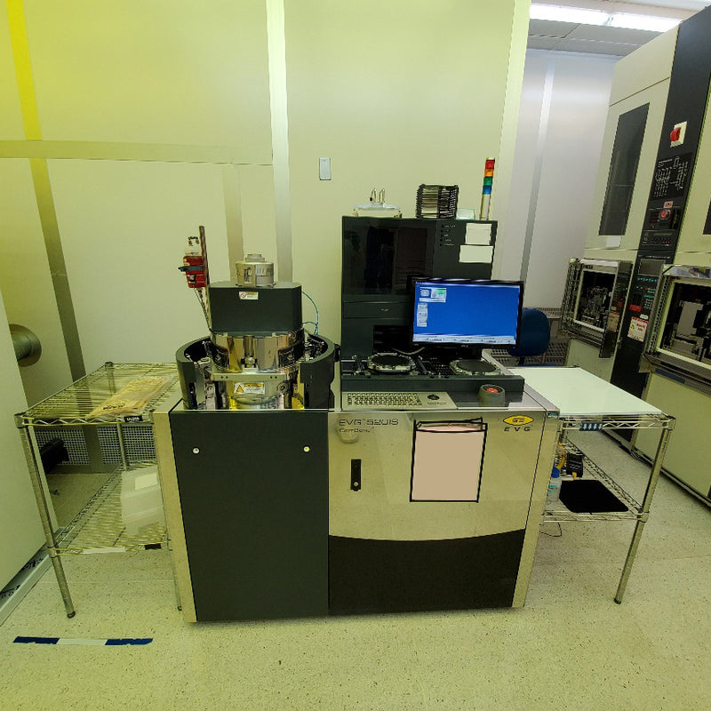 EVG 520 IS Wafer Bonder