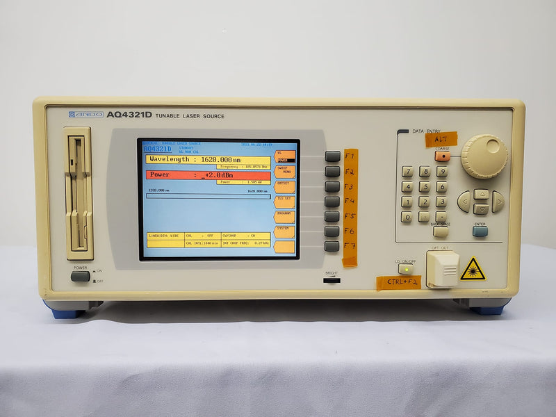 Yokogawa / Ando AQ 4321 D Tunable Laser Source