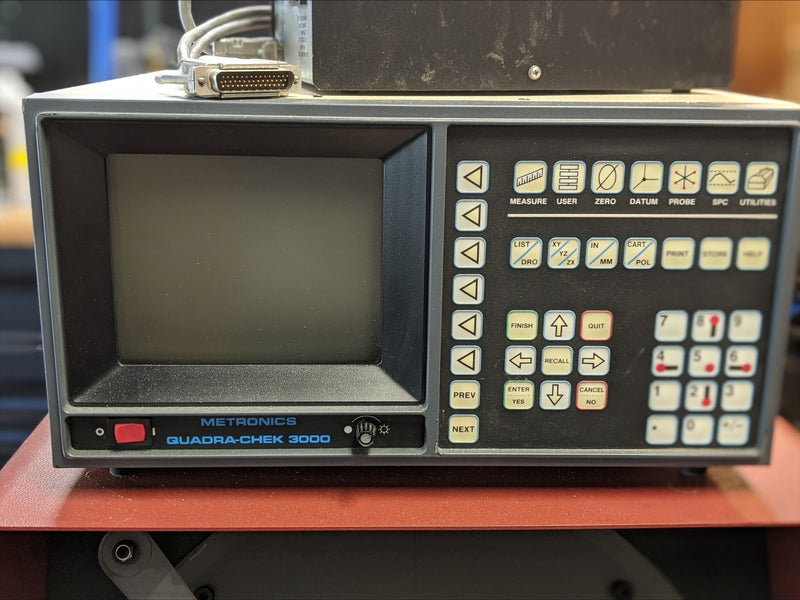 Starrett HE 400 Optical Comparator