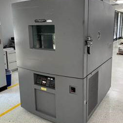 Test Equity 1027 C Temperature Chamber