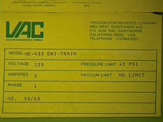 VAC HE 493 DRI-Train Glove Box