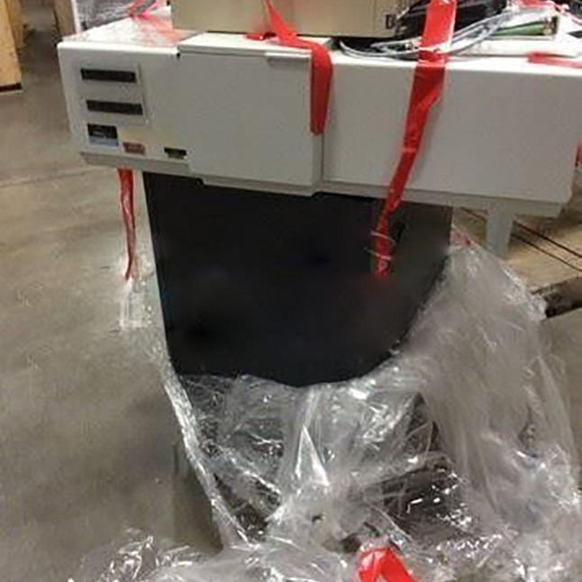 Perkin Elmer Lambda 900 UV-VIS-NIR Spectrometer (Ultraviolet-Visible-Near-Infrared)