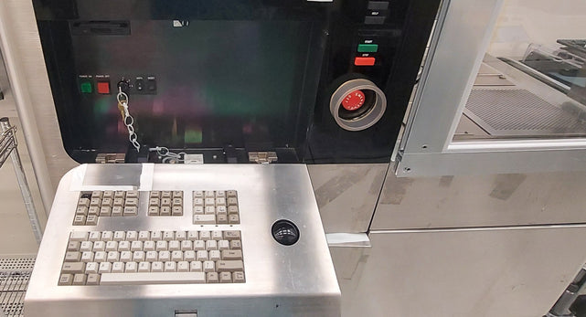 KLA Surfscan 7700 Particle Defect System