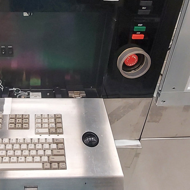 KLA Surfscan 7700 Particle Defect System