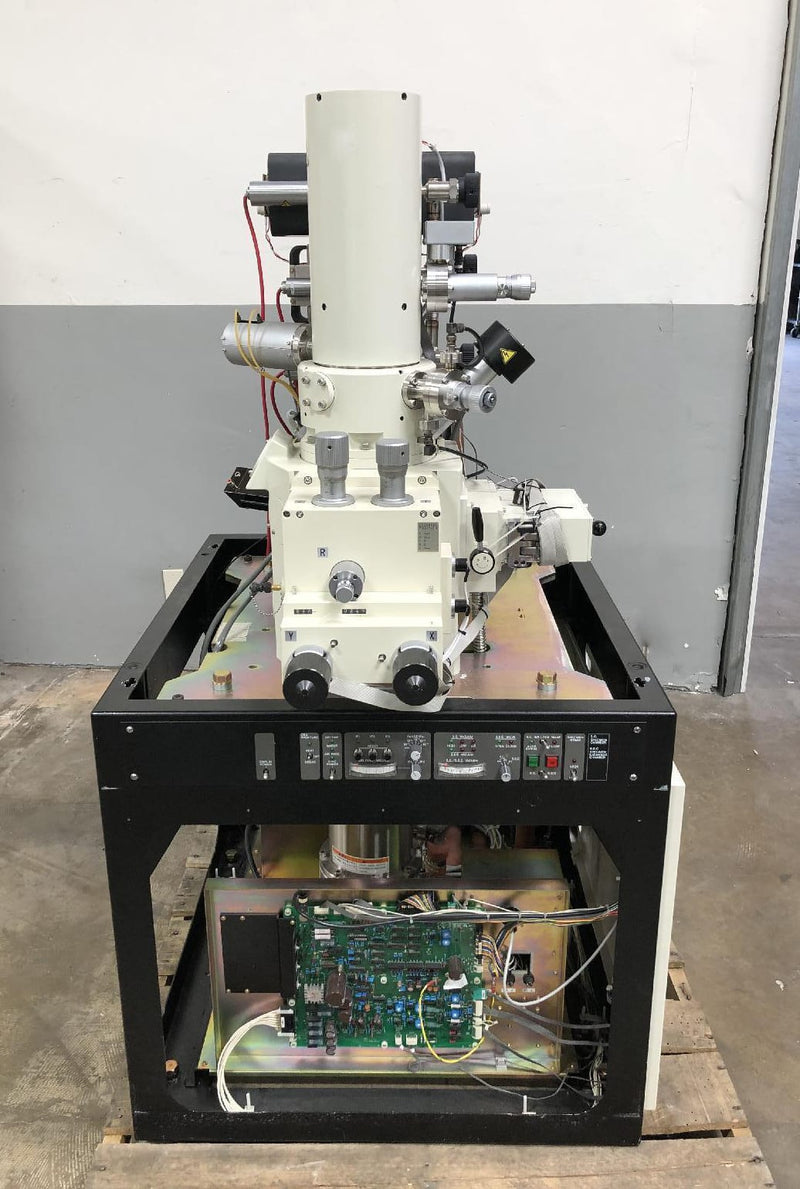 Hitachi S 4500 FE-SEM (Field Emission Scanning Electron Microscope)