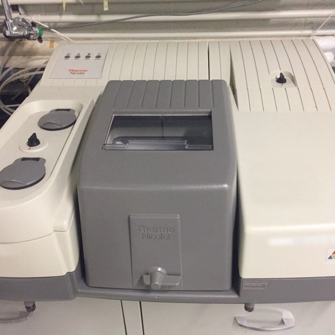 Thermo Scientific / Nicolet Nexus 670 FTIR Spectrometer (Fourier Transform Infrared)