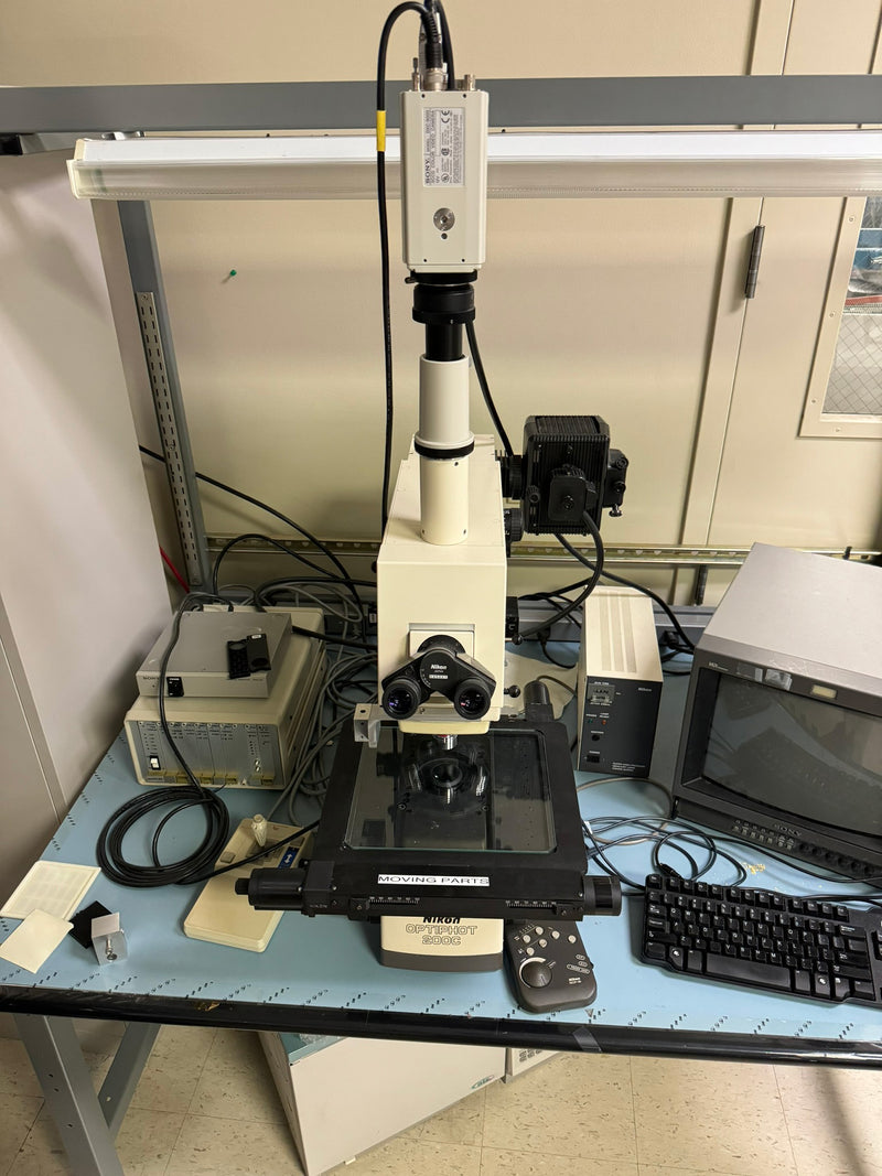 Nikon Optiphot 200 C Microscope