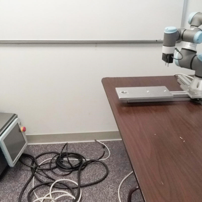 Universal Robots G Series UR 3 Robot Arm