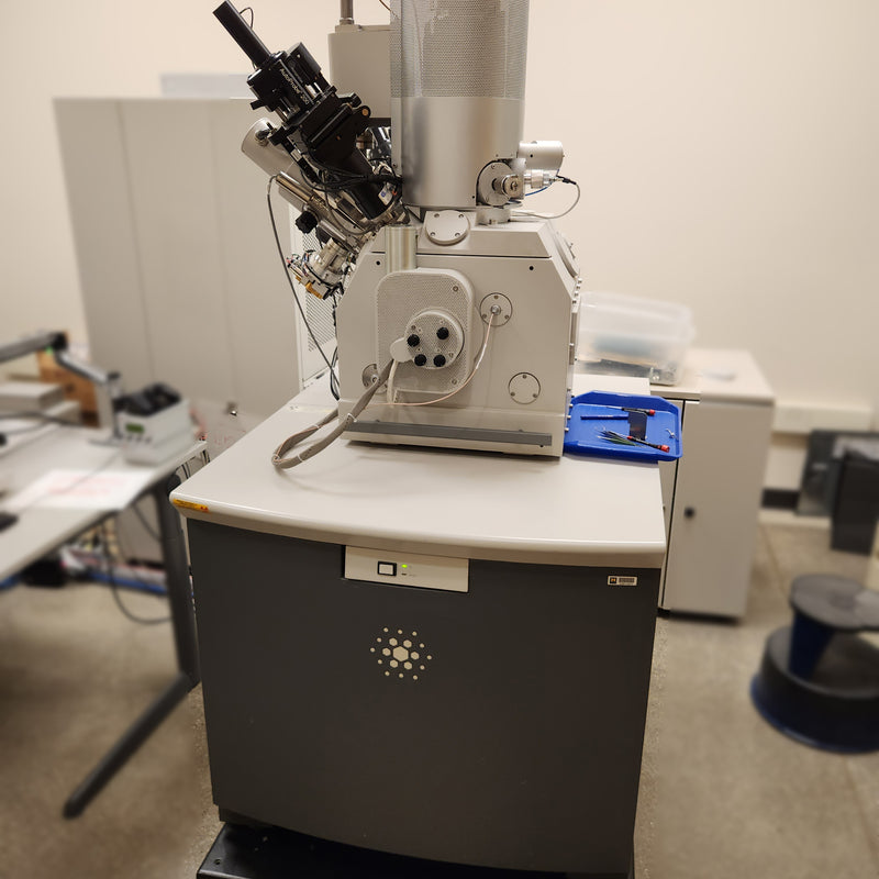 Thermo Fisher Scientific / FEI Nova NanoLab 200 FIB-SEM (Focused Ion Beam - Scanning Electron Microscope)