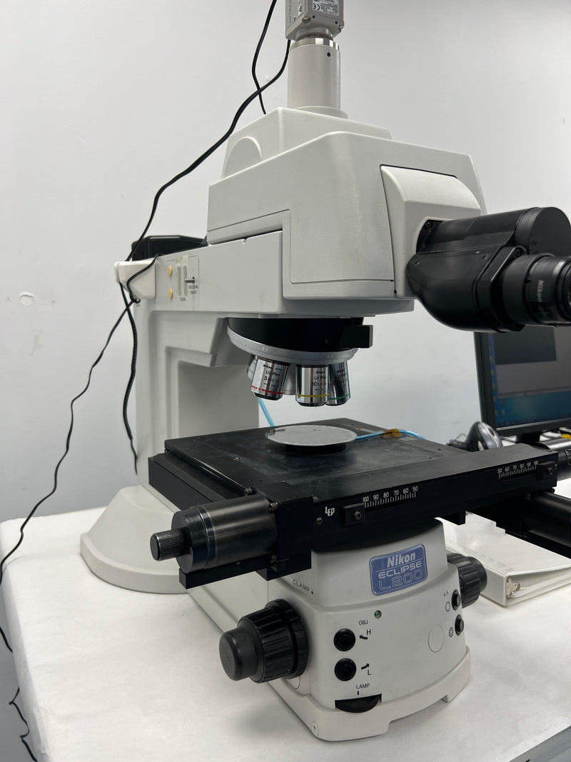 Nikon Eclipse L 200 Microscope