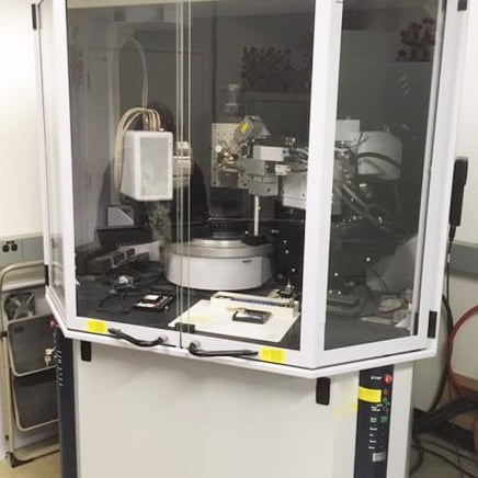 Bruker D 8 Discover XRD Microprobe (X-ray Diffractometer)